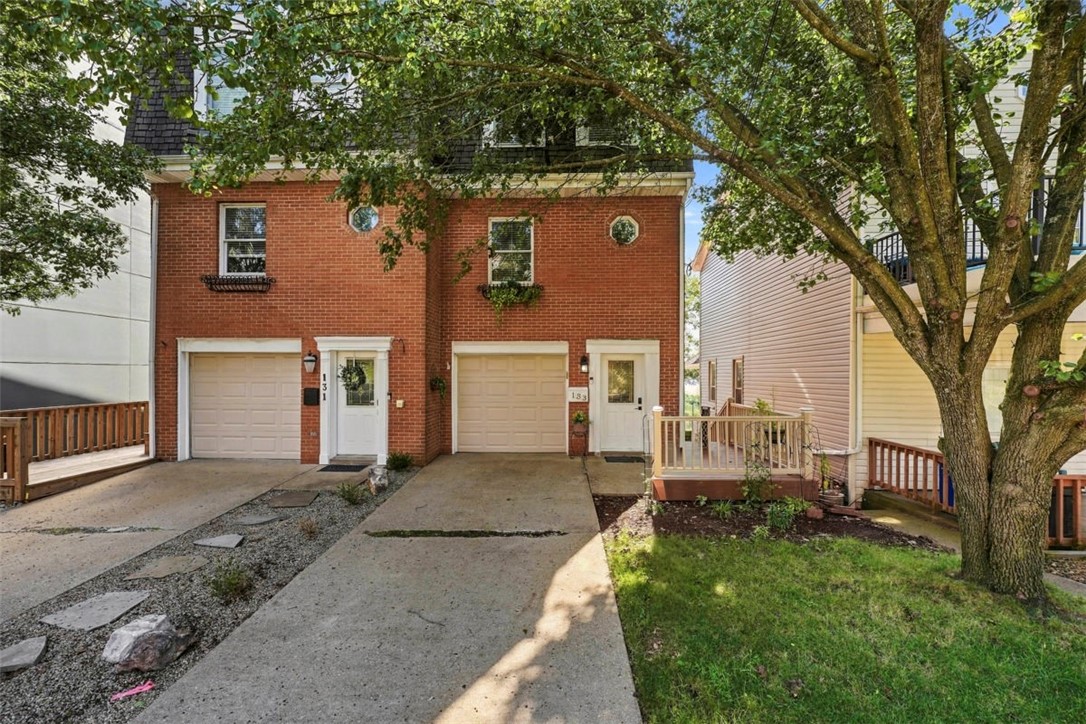 Exterior of 133 Meridan St, Pittsburgh, PA 15211