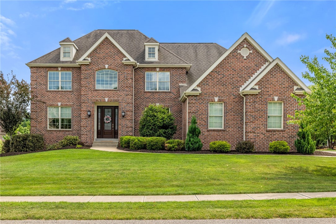 Exterior of 124 Majestic Dr, Cranberry Twp, PA 16046