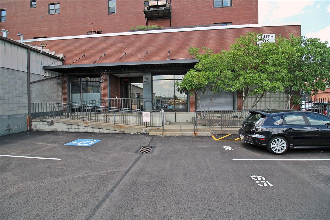Exterior of 2250 Mary Street 214, Pittsburgh, PA 15203
