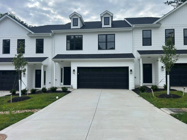 Exterior of 10073 Old Perry Hwy., Wexford, PA 15090