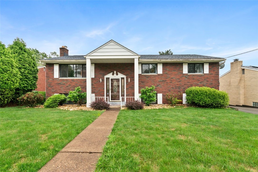 Exterior of 214 Maurice Court, Pittsburgh, PA 15235