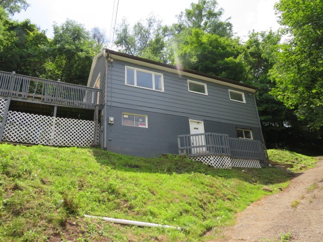 Exterior of 6740 Smithfield St, Greenock, PA 15135