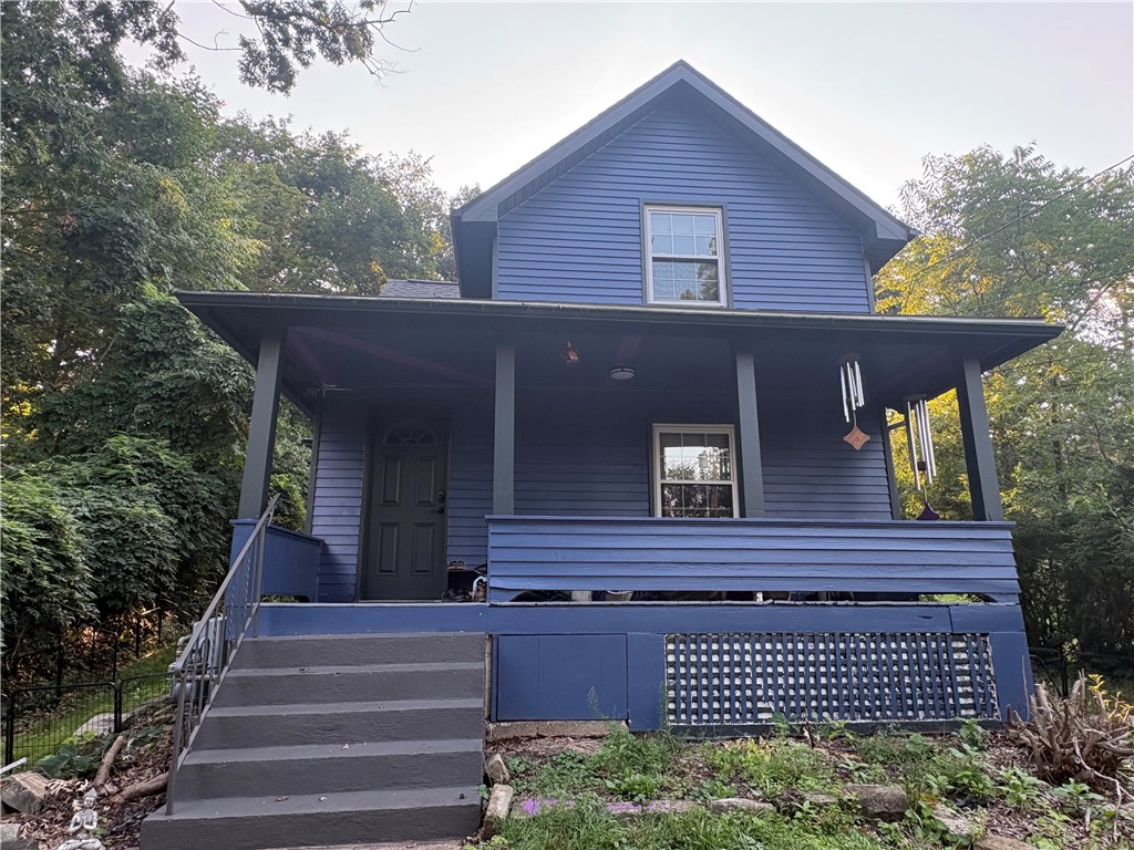 Exterior of 1503 Clinton Rd, Glenshaw, PA 15116