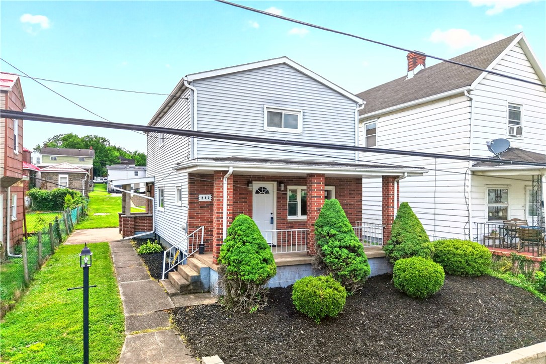 Exterior of 237 Allen Ave, Donora, PA 15033
