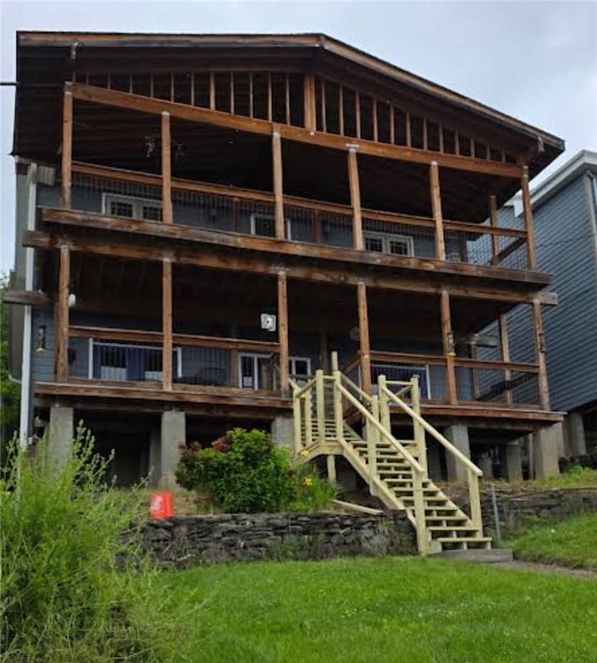 Exterior of 524 W Jefferson St, Pittsburgh, PA 15212