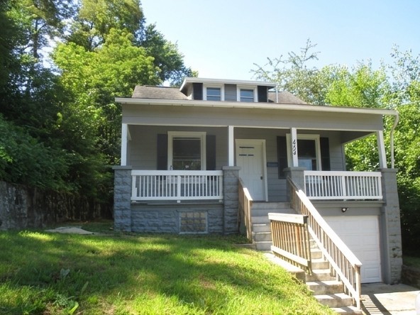 Exterior of 454 2nd Ave, New Eagle, PA 15067