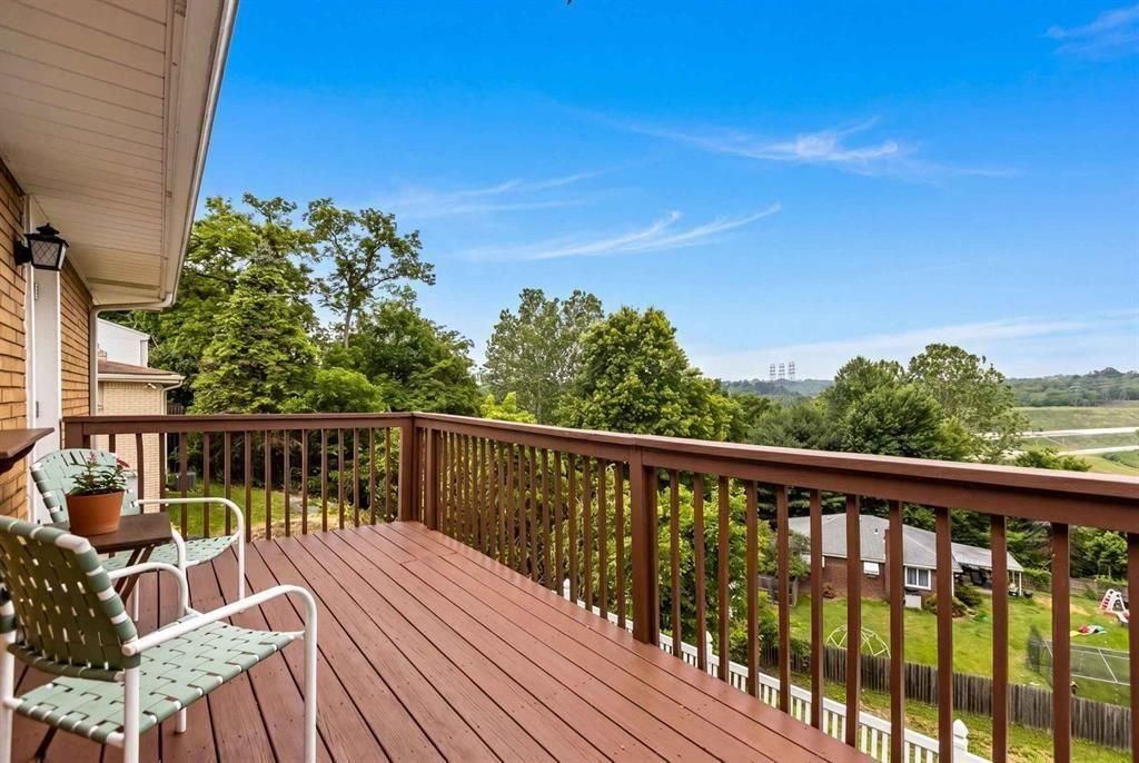 Exterior of 1540 Oneida Dr, Jefferson Hills, PA 15025