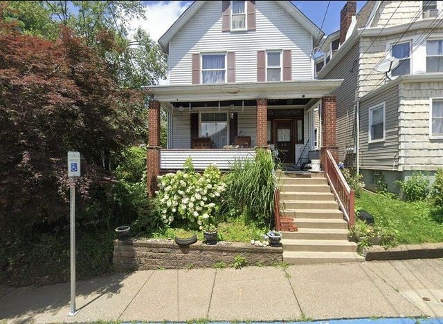Exterior of 451 Union St, Verona, PA 15147