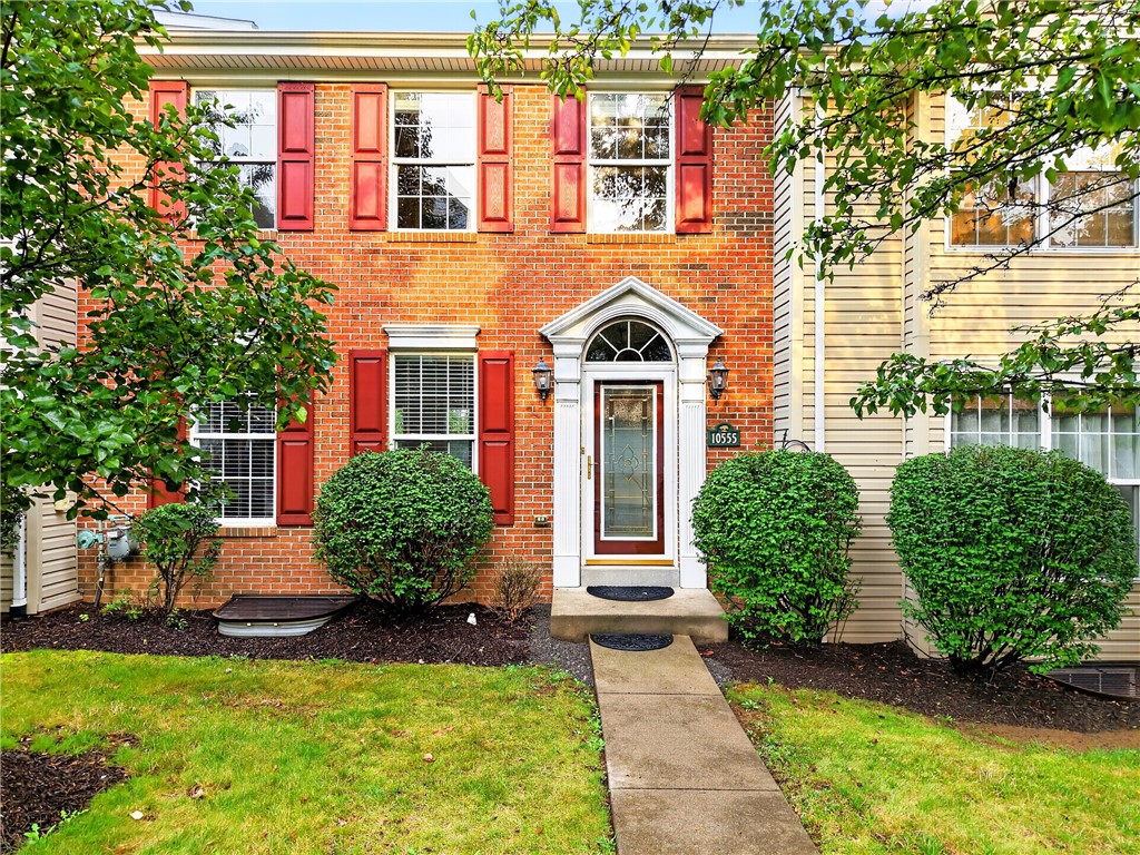 Exterior of 10555 Forest Hill Dr, Wexford, PA 15090