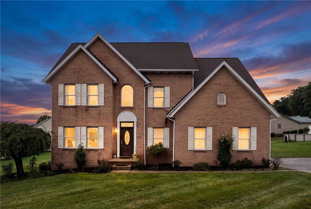 Exterior of 1019 Kimberly Drive, Uniontown, PA 15401