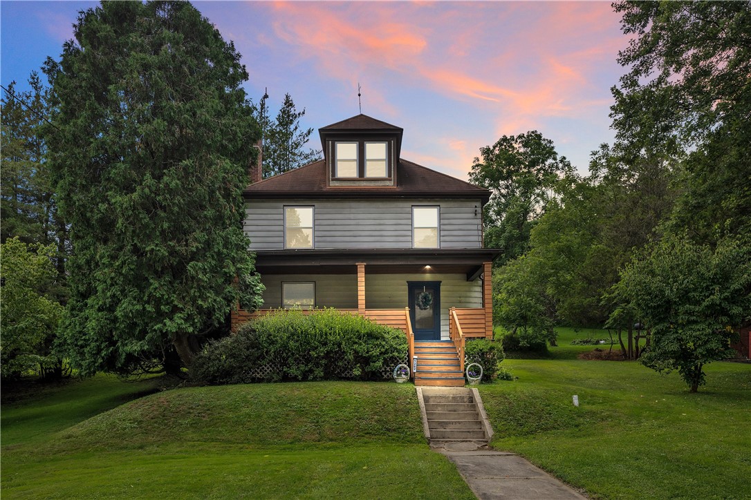 Exterior of 1262 Hancock Avenue, Vandergrift, PA 15690