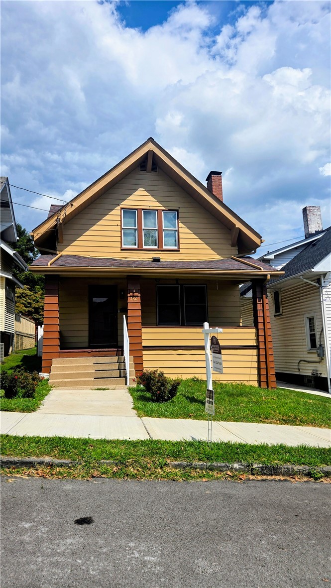 Exterior of 360 Shirls Ave, Washington, PA 15301