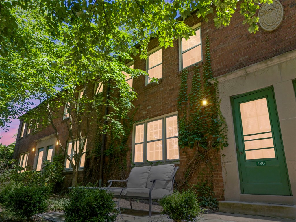 Exterior of 430 Bigham Road, PA 15211
