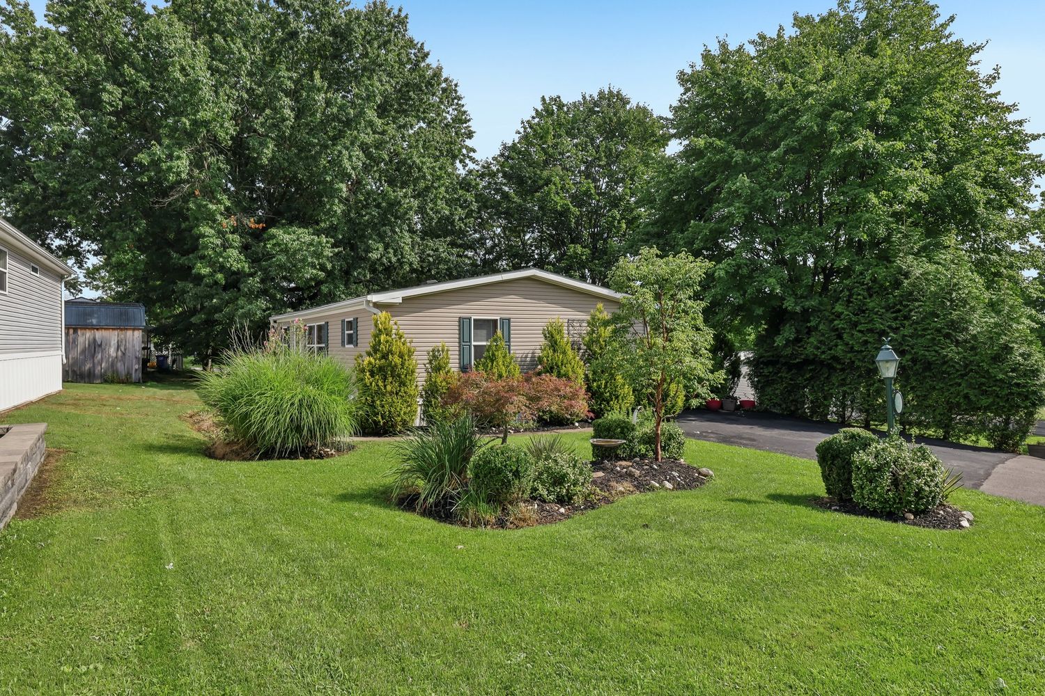 Exterior of 802 Elk DRIVE, Cranberry Twp, PA 16066