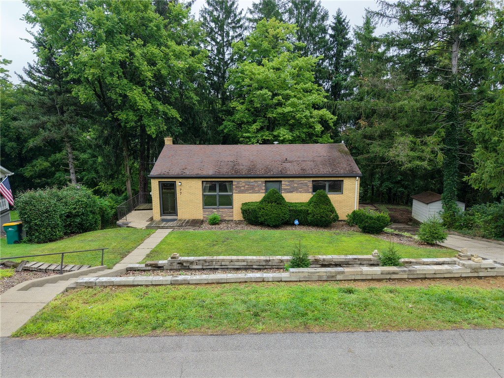 Exterior of 77 Bellview Cir, Mc Kees Rocks, PA 15136