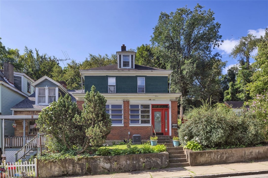 Exterior of 2802 Salisbury Street, Pittsburgh, PA 15210