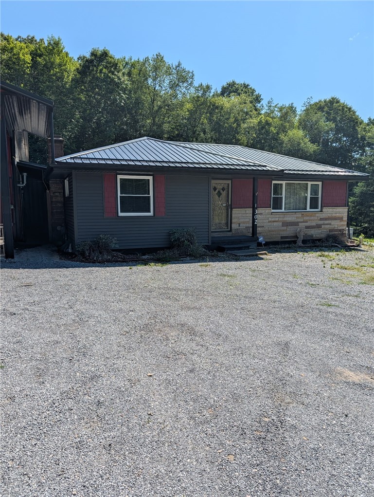 Exterior of 302 APPLE STREET, Weedville, PA 15868