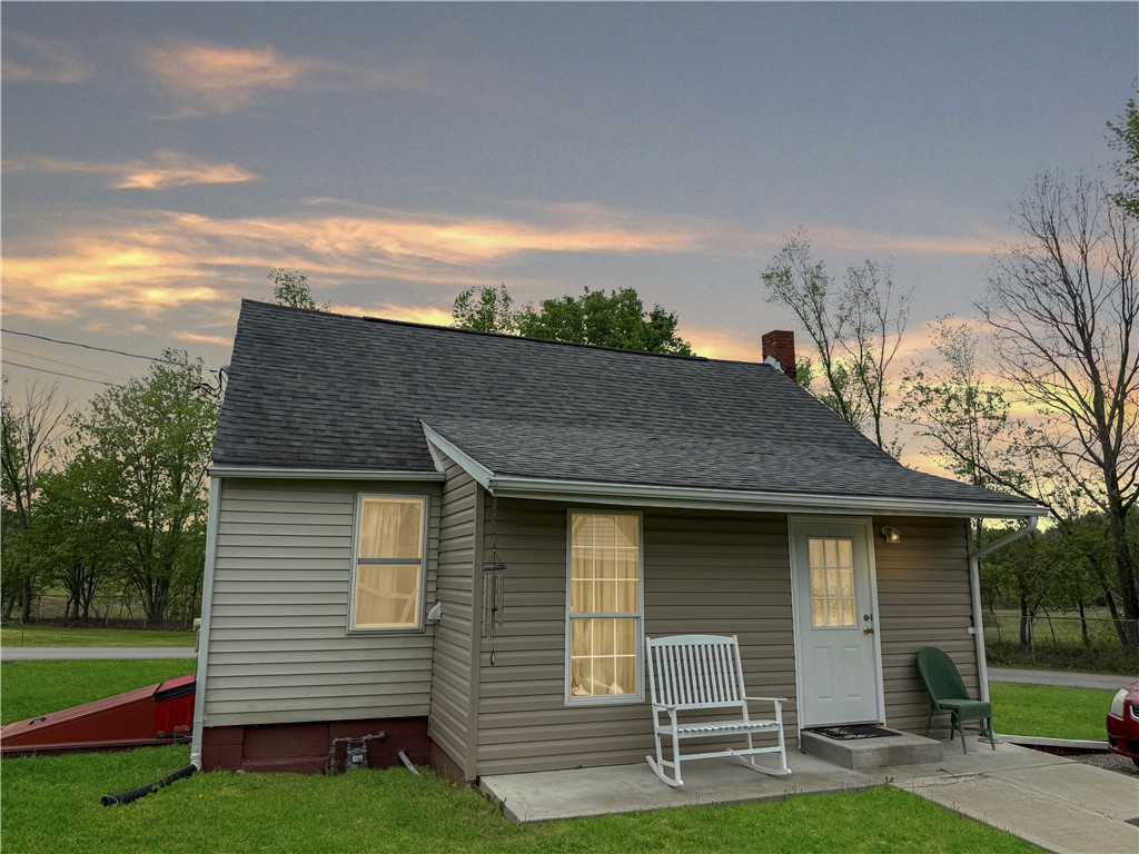 Exterior of 802 8th St, Mather, PA 15346