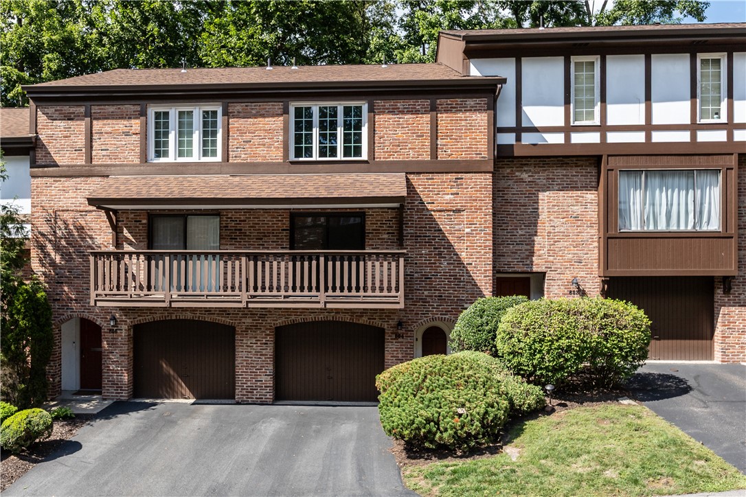 Exterior of 604 Maplewood Ct, Pittsburgh, PA 15237
