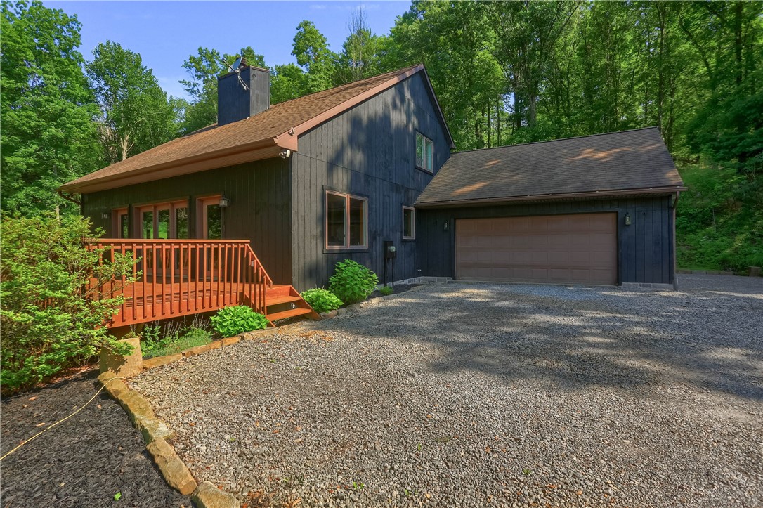 Exterior of 707 Little Creek Road, Evans City, PA 16033