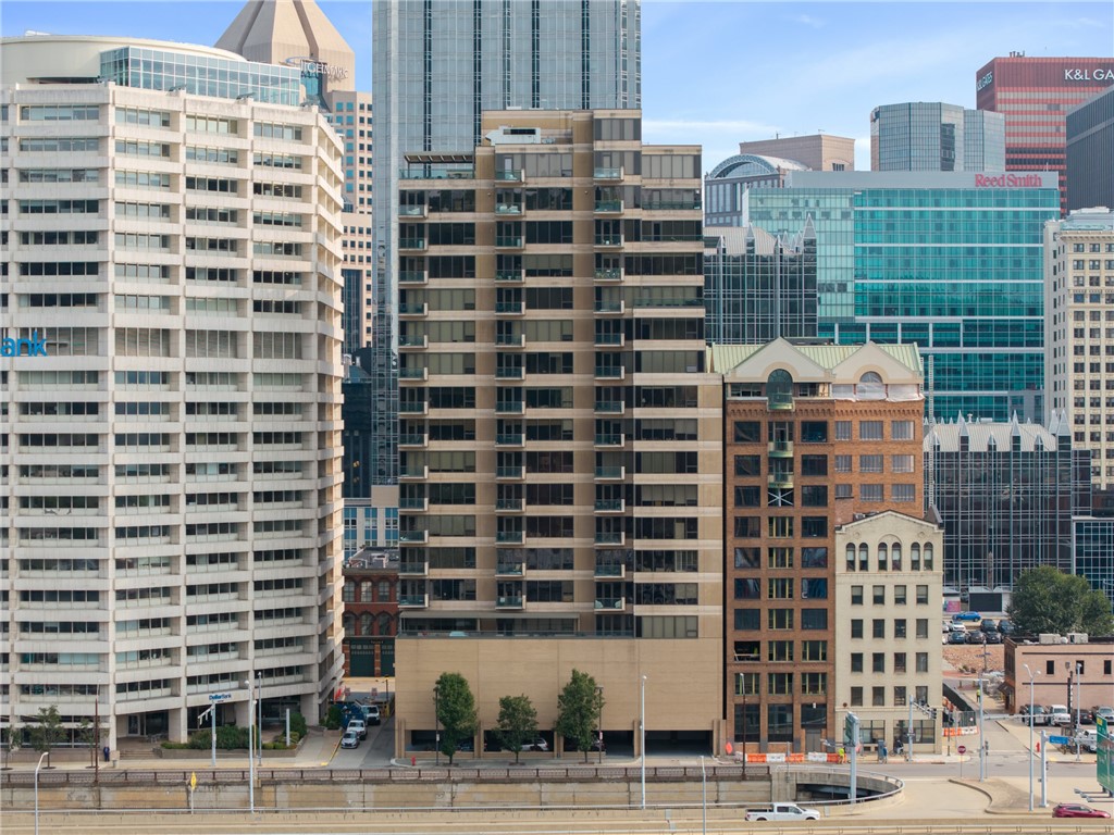 Exterior of 151 Fort Pitt Blvd 802, Pittsburgh, PA 15222