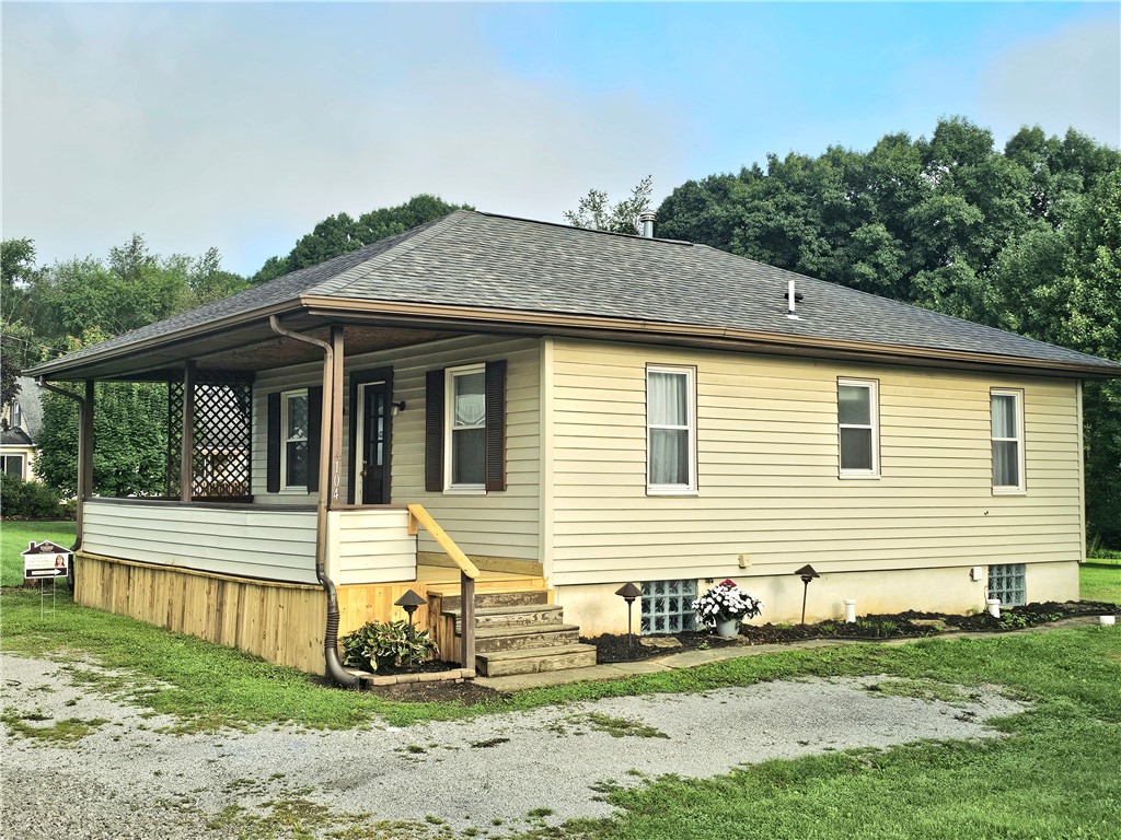 Exterior of 104 Keyline Dr, Beaver Falls, PA 15010