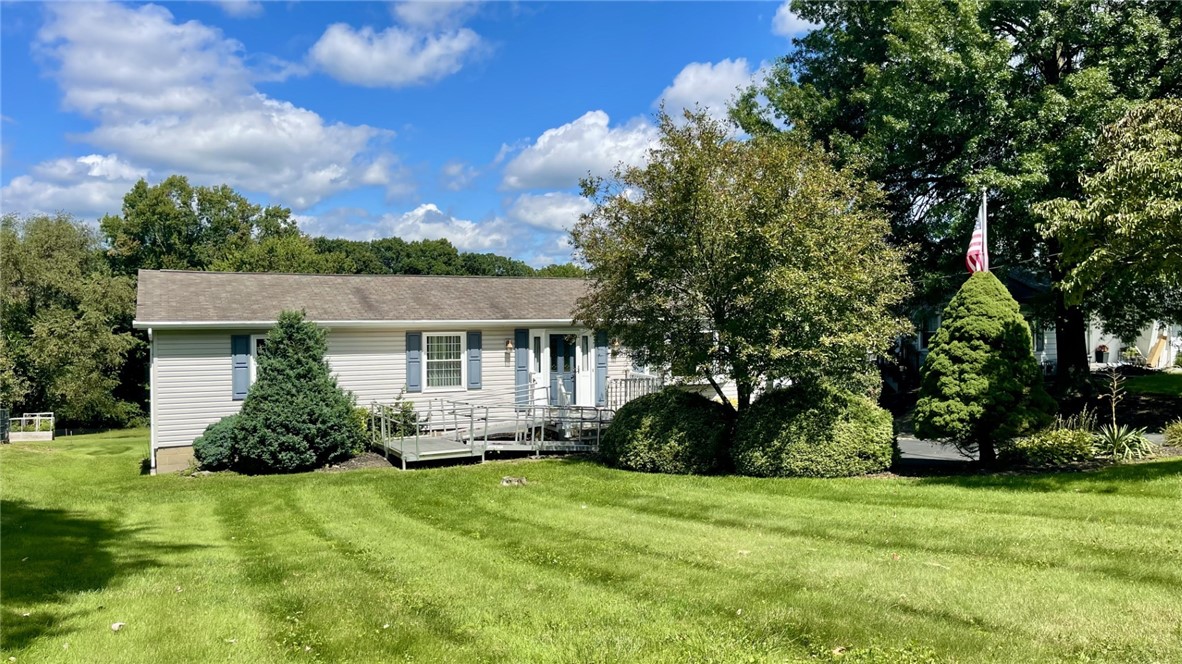 Exterior of 2610 Tuscarawas Rd, Beaver, PA 15009