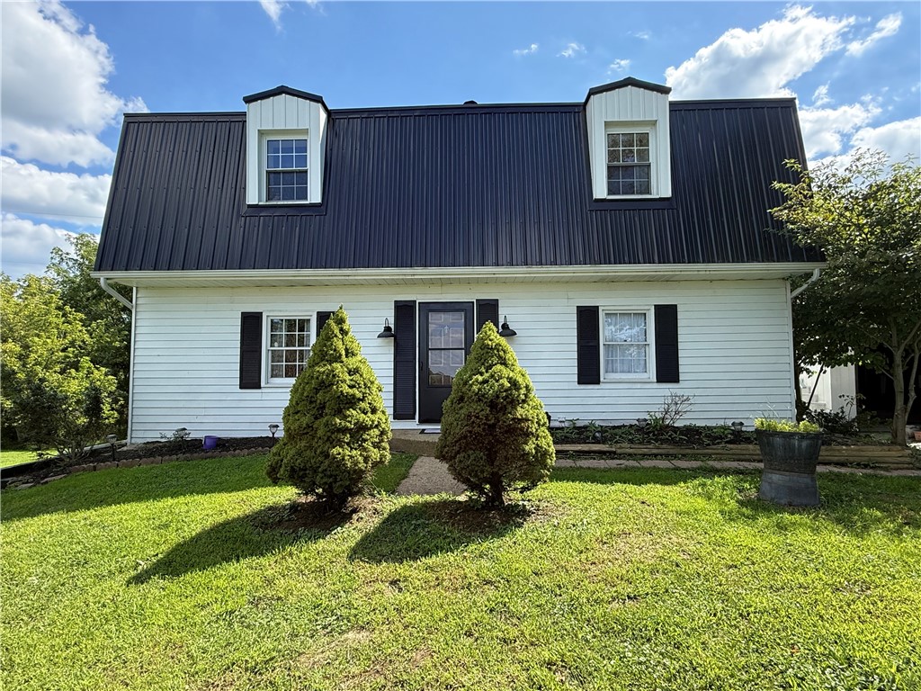 Exterior of 190 Pikes Peak Road, Prosperity, PA 15329