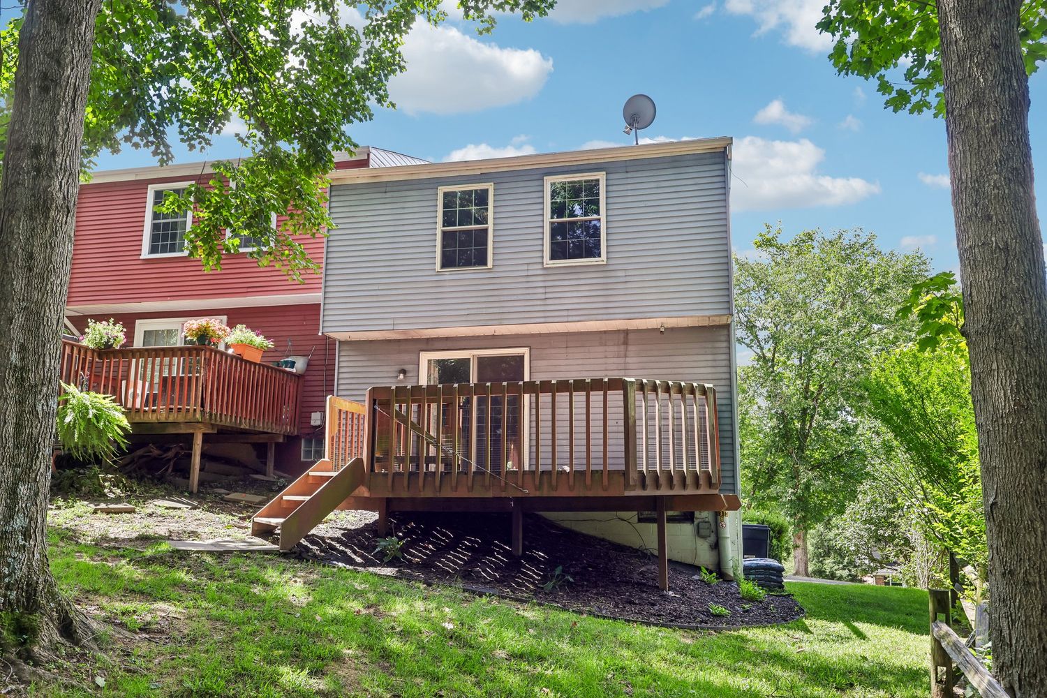 Exterior of 446 Hunting Creek Road ROAD, Canonsburg, PA 15317