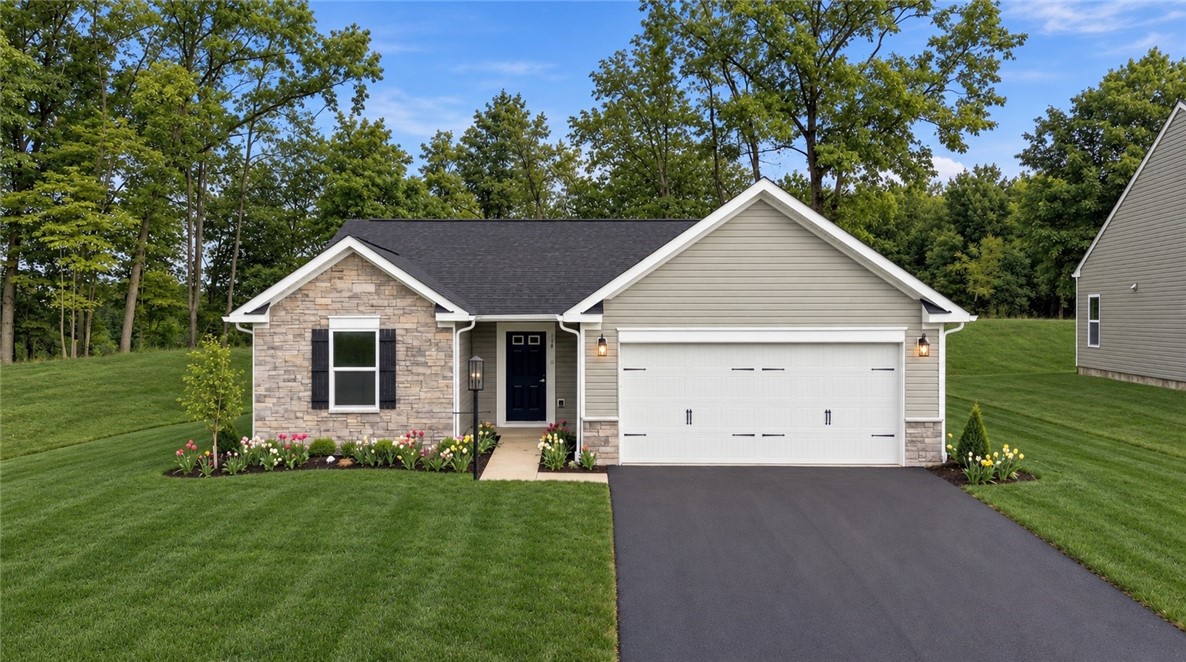 Exterior of 119 July Drive, PA 16002