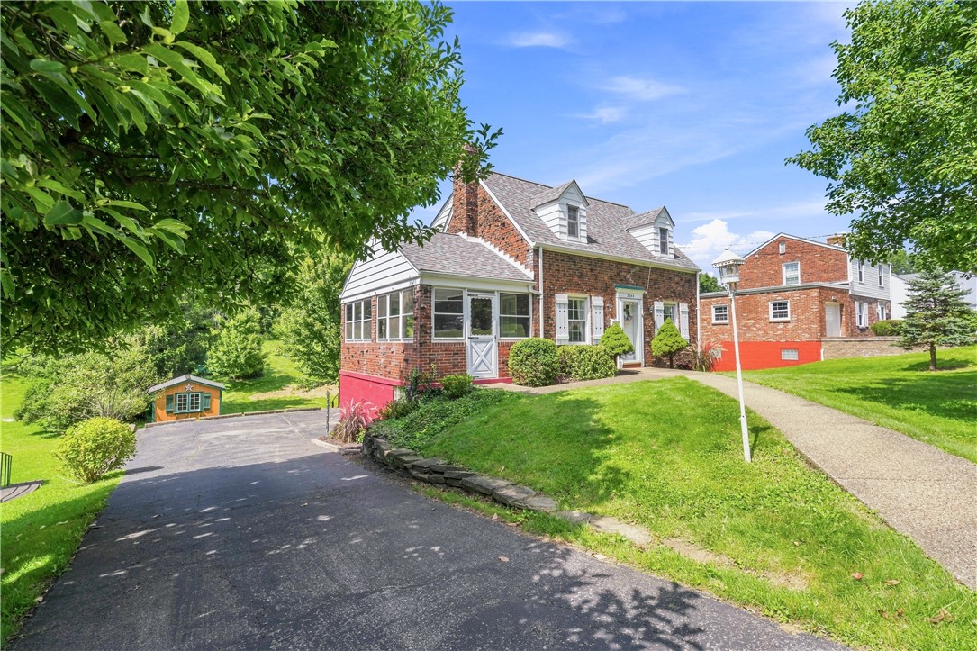 Exterior of 3344 South Park Rd, Bethel Park, PA 15102