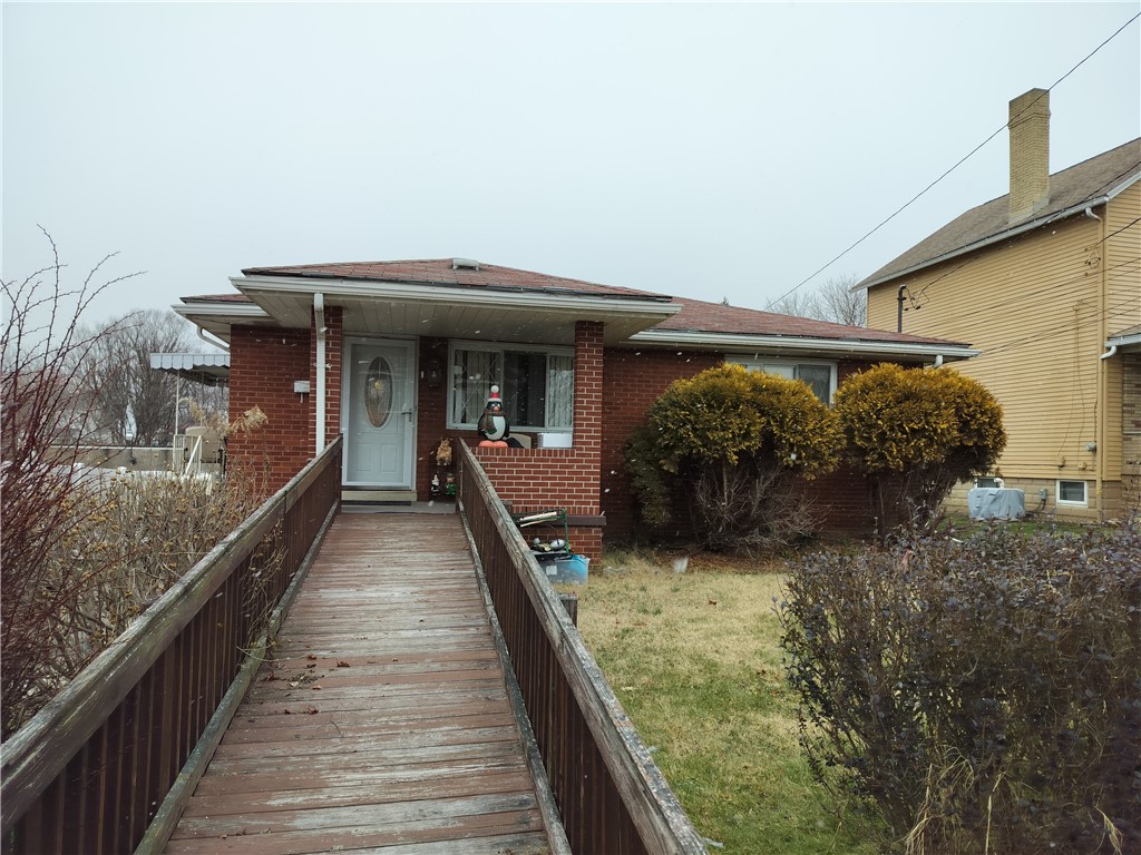 Exterior of 1816 Filmore, Aliquippa, PA 15001