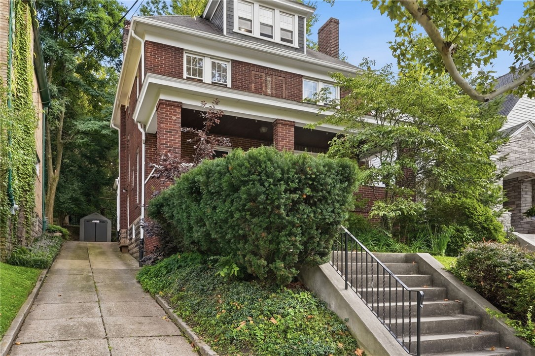 Exterior of 5444 Bartlett St, Pittsburgh, PA 15217