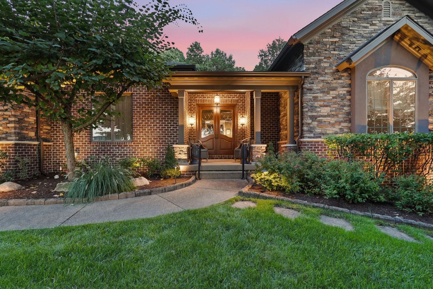 Exterior of 100 Silver Pines DRIVE, Gibsonia, PA 15044