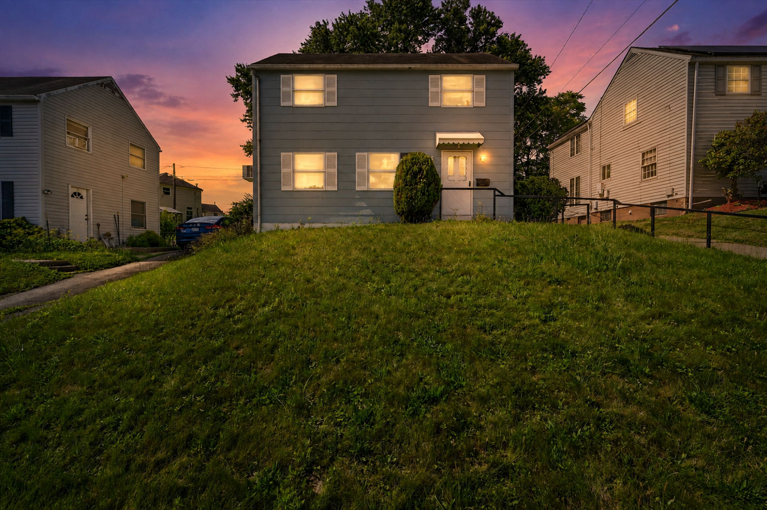 Exterior of 556 Thompson AVENUE, Clairton, PA 15025
