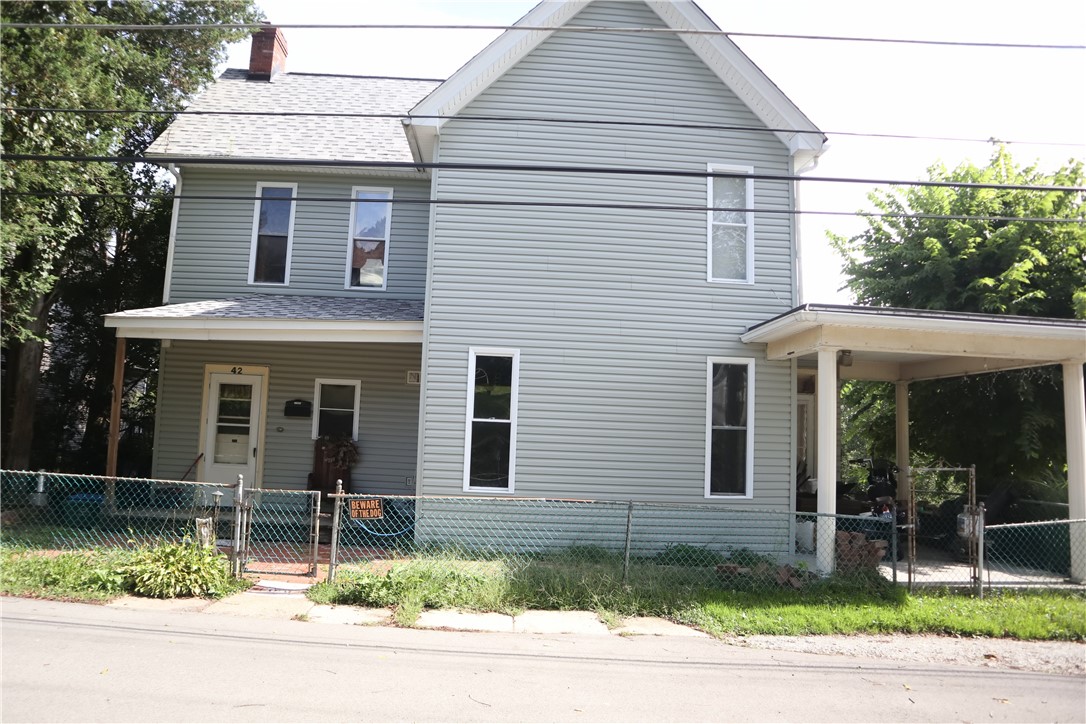 Exterior of 42 Pennsylvania Ave, California, PA 15419