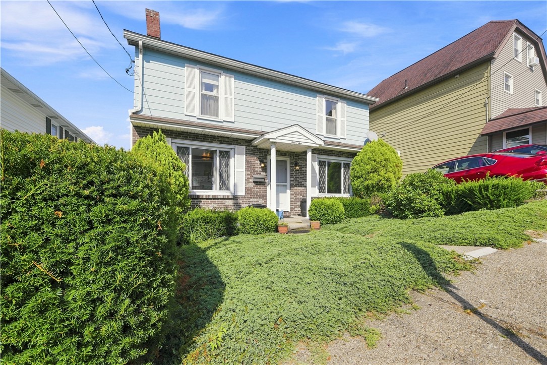 Exterior of 202 Lowell St, Vandergrift, PA 15690