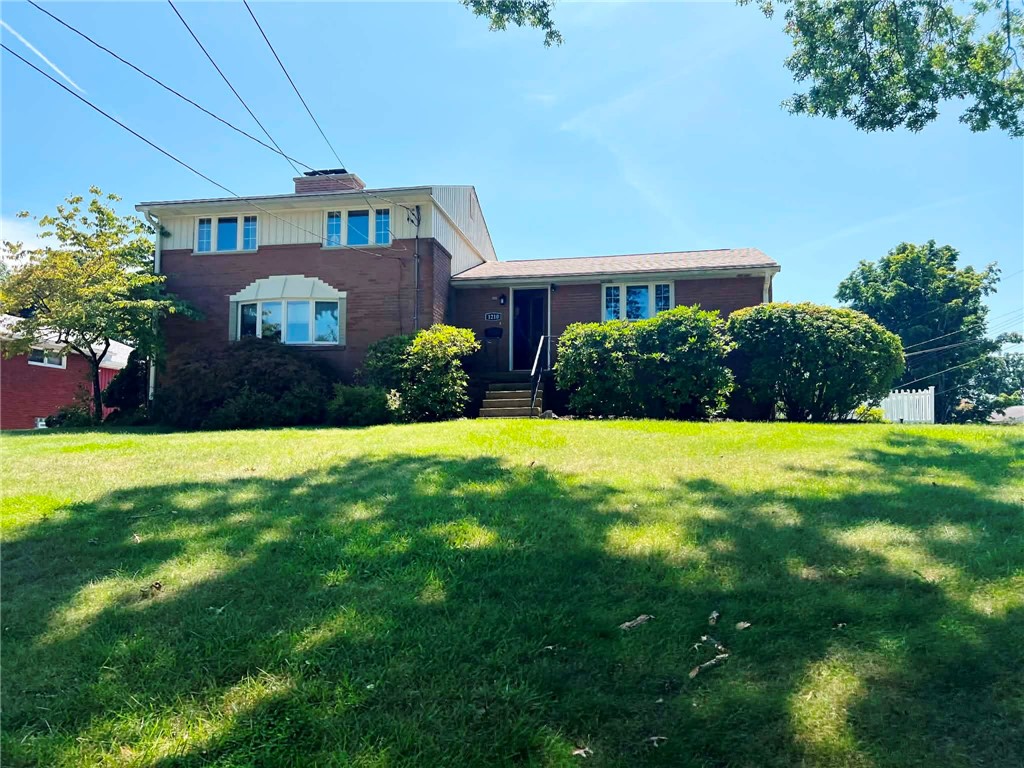 Exterior of 1210 Old Concord Rd, Monroeville, PA 15146