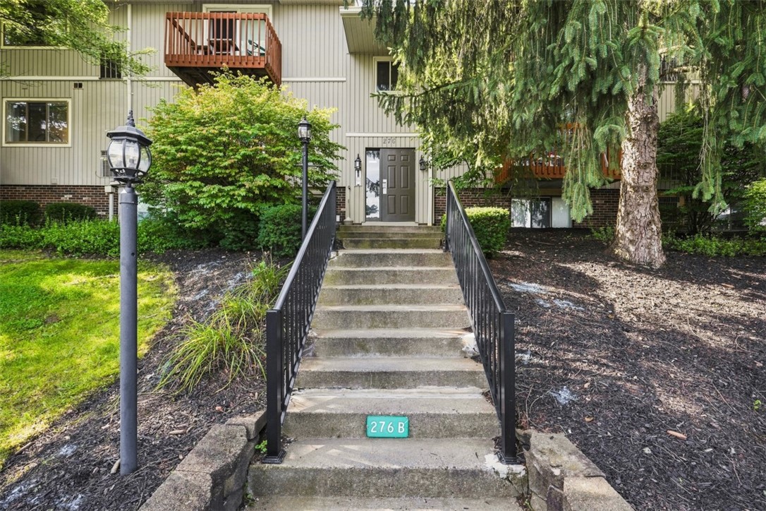 Exterior of 27615 Evergreen Run, Imperial, PA 15126