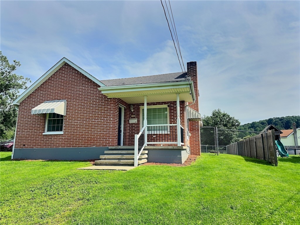 Exterior of 42 N Main St, Fairchance, PA 15436