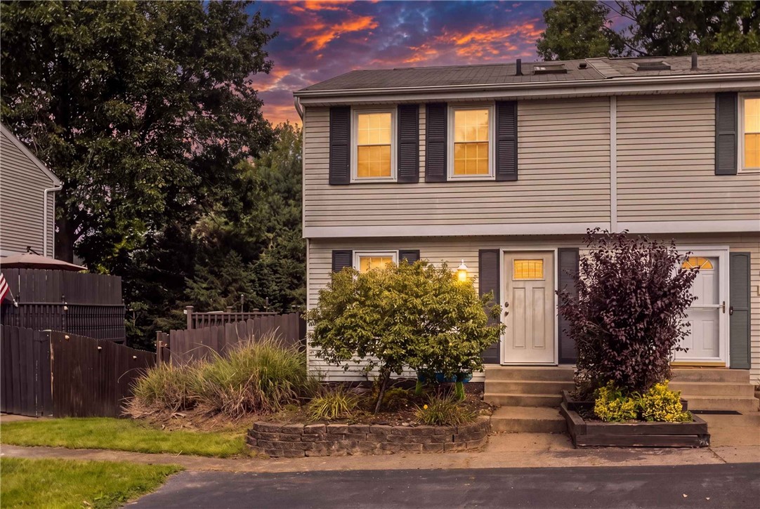 Exterior of 322 Parkwood Dr, Cranberry Twp, PA 16066