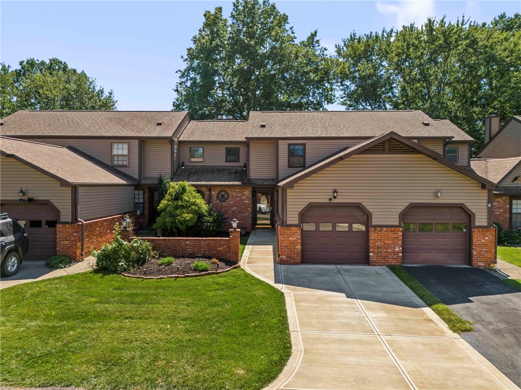 Exterior of 1107 Valleyview Dr, Lawrence, PA 15055