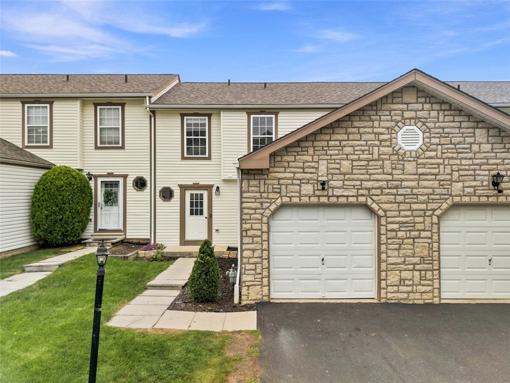 Exterior of 203 Pine Valley Dr, Imperial, PA 15126