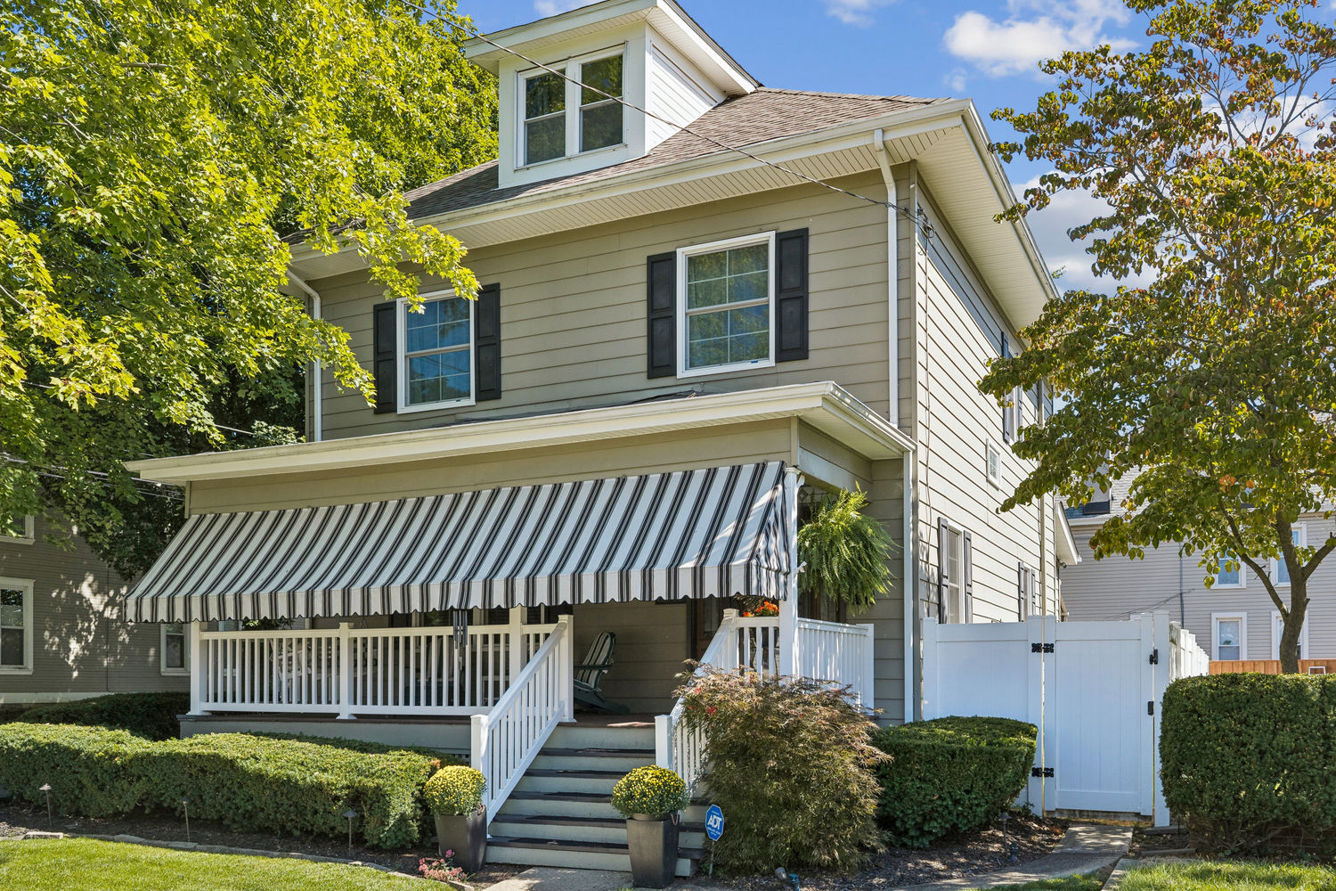 Exterior of 440 College Avenue, Beaver, PA 15009
