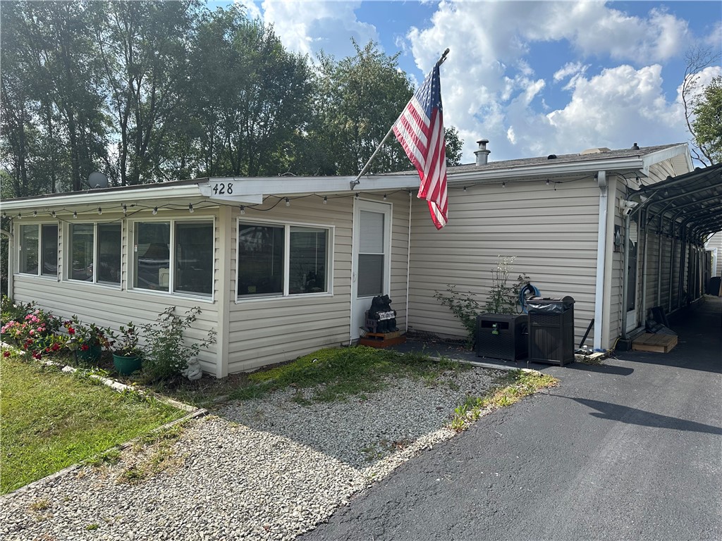 Exterior of 428 Evans, Donegal, PA 15628