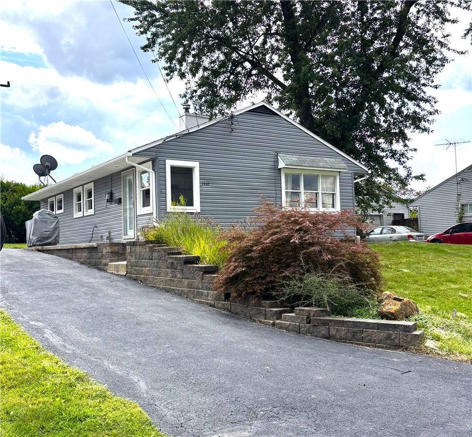 Exterior of 1117 Maine Ave, Aliquippa, PA 15001