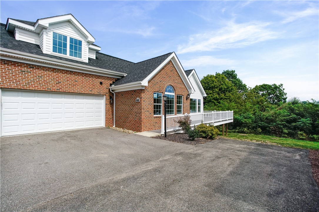 Exterior of 1558 Parkwood Pointe Dr, Crescent, PA 15046