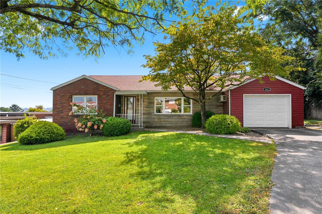 Exterior of 441 Morgantown Street, Uniontown, PA 15401