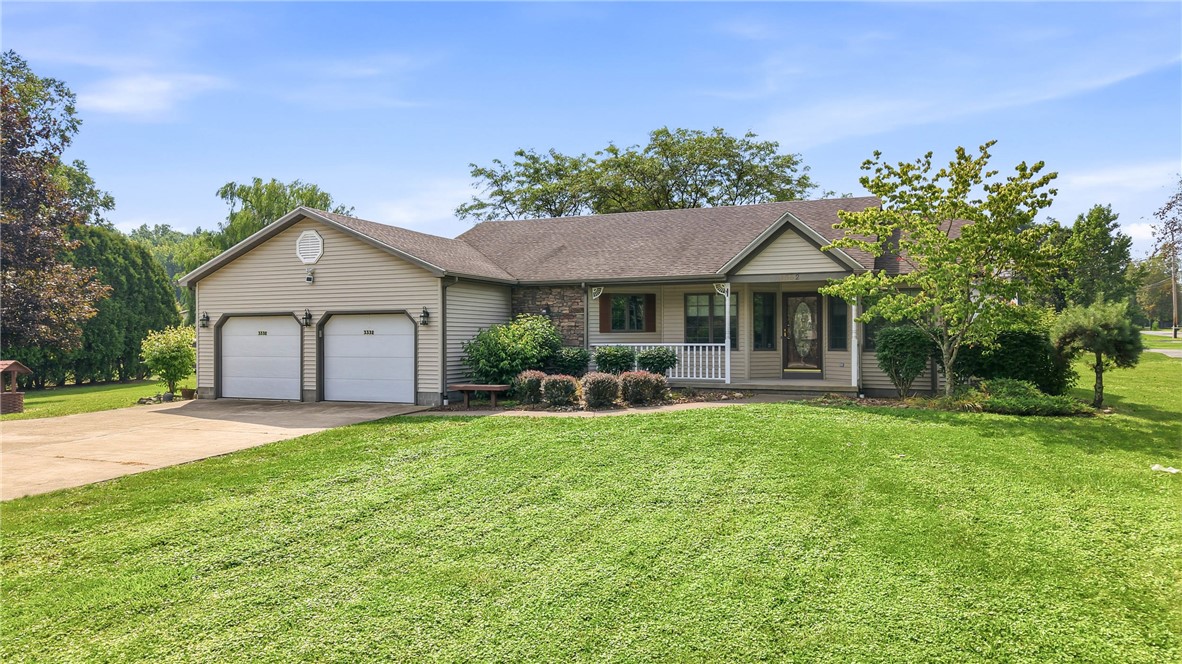 Exterior of 3332 Basil Dr, Hermitage, PA 16148