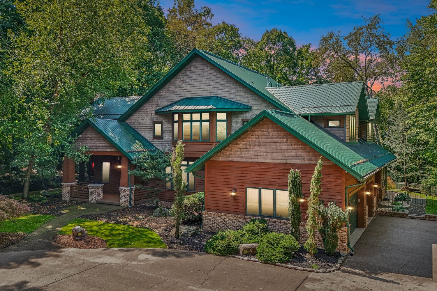 Exterior of 132 Twin Oaks Lane, Trafford, PA 15085
